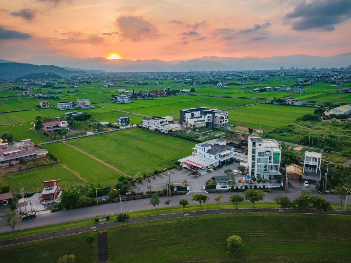 冬山閒雲居民宿 Dongshan  Exterior photo
